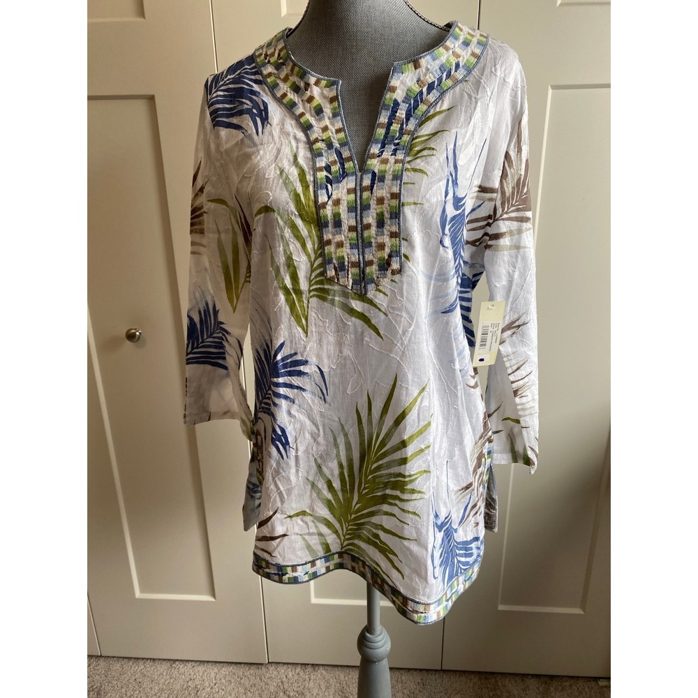 A LaCarte Top Tunic Medium Embroidered Palm Cotton New Beach Travel S45